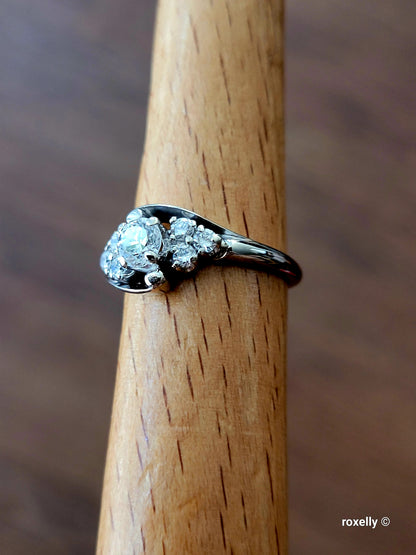 ❤️14k Size 6.5 Precious Solid White Gold Genuine Diamond Ring!