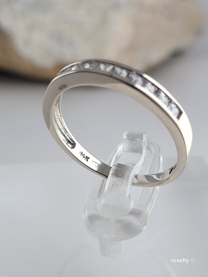 ❤️14k Size 8 Precious Solid White Gold Cubic Zirconia Band Ring!