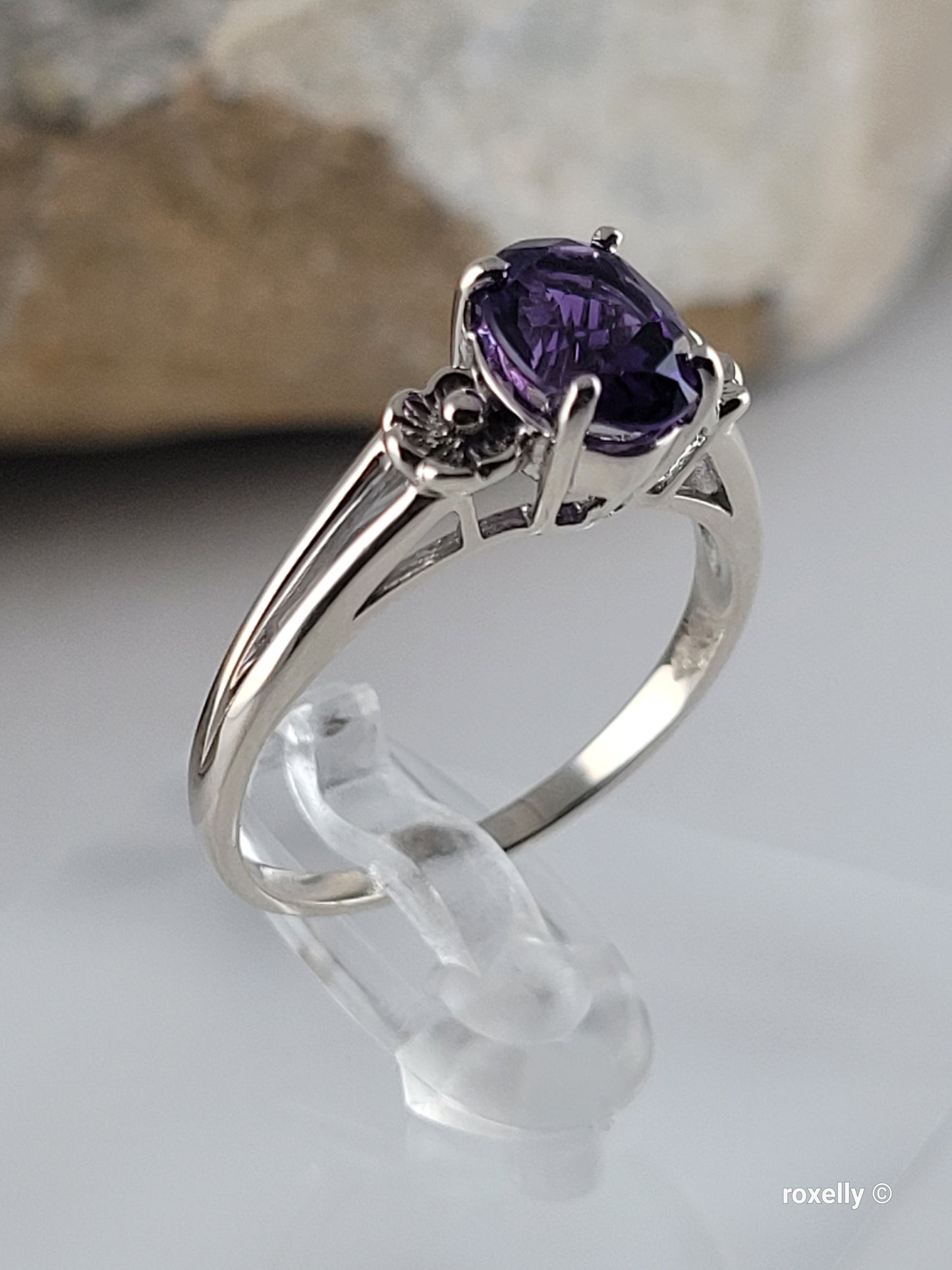 ❤️14k Size 7.75 Lovely Solid White Gold Amethyst Gemstone Ring!