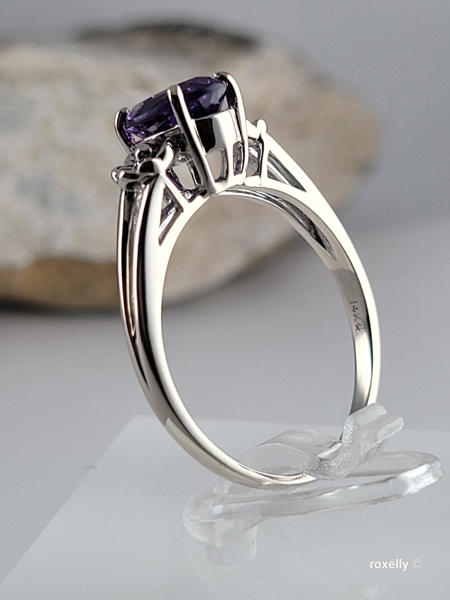 ❤️14k Size 7.75 Lovely Solid White Gold Amethyst Gemstone Ring!