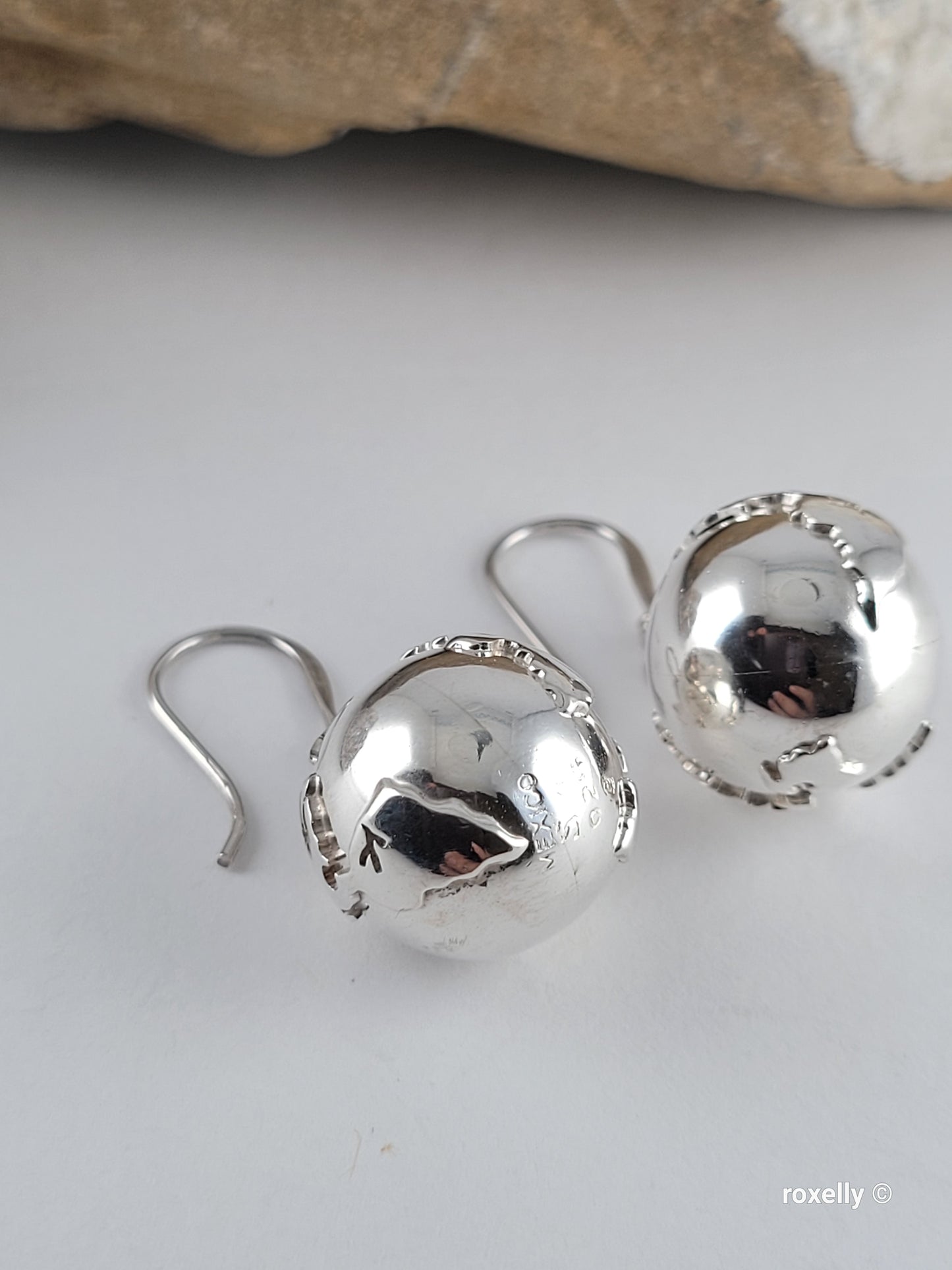 ❤️925 Vintage Sterling Silver World Globe Ringing Design Earrings!
