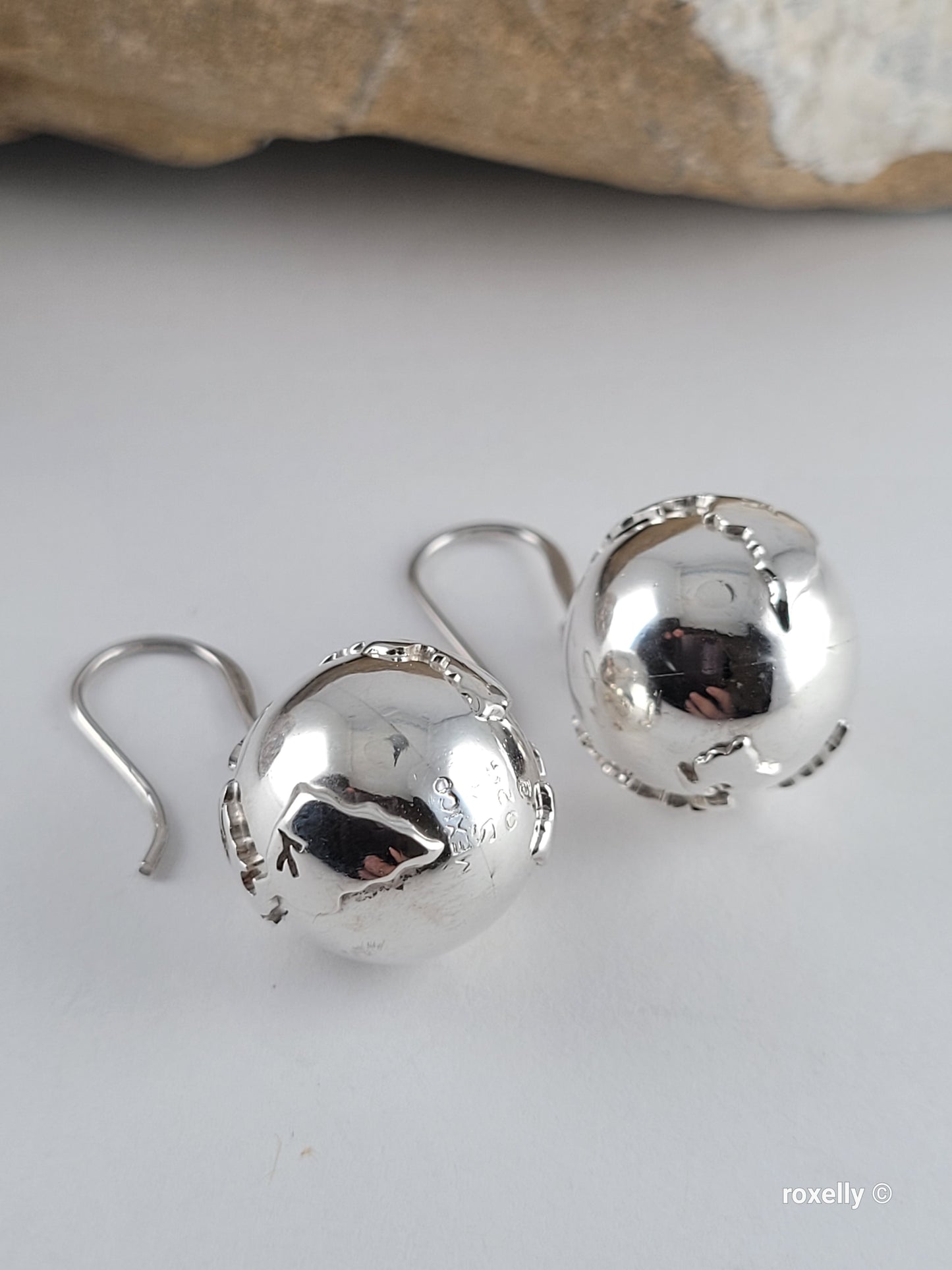 ❤️925 Vintage Sterling Silver World Globe Ringing Design Earrings!