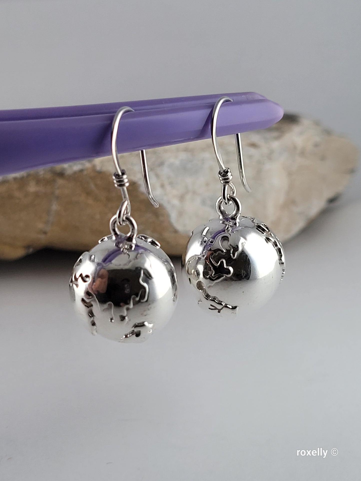 ❤️925 Vintage Sterling Silver World Globe Ringing Design Earrings!