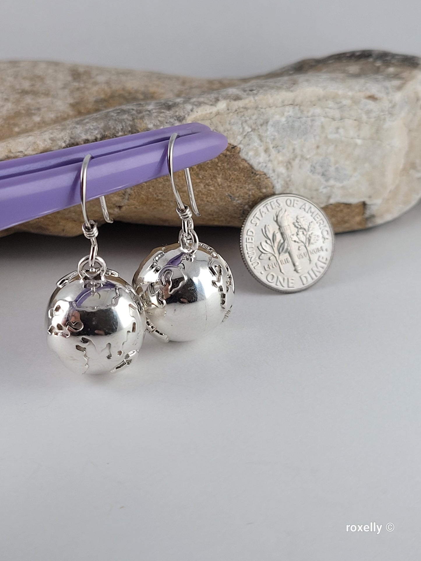 ❤️925 Vintage Sterling Silver World Globe Ringing Design Earrings!