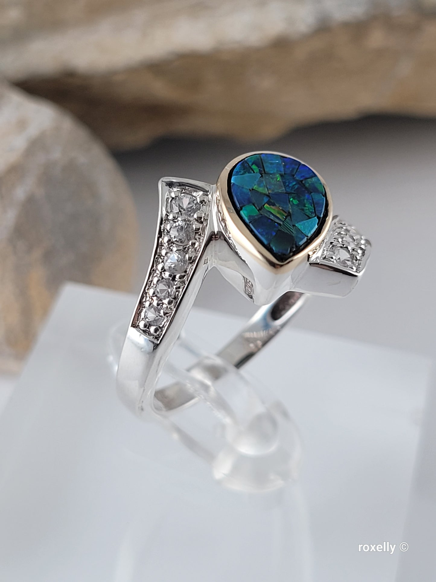 ❤️925 Size 7.75 Precious Sterling Silver and Solid Yellow Gold Topaz, and Mosaic Opal Ring!
