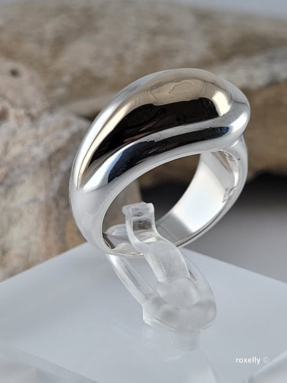 ❤️925 Size 7 Beautiful Sterling Silver and 14k Solid Gold Dome Ring!