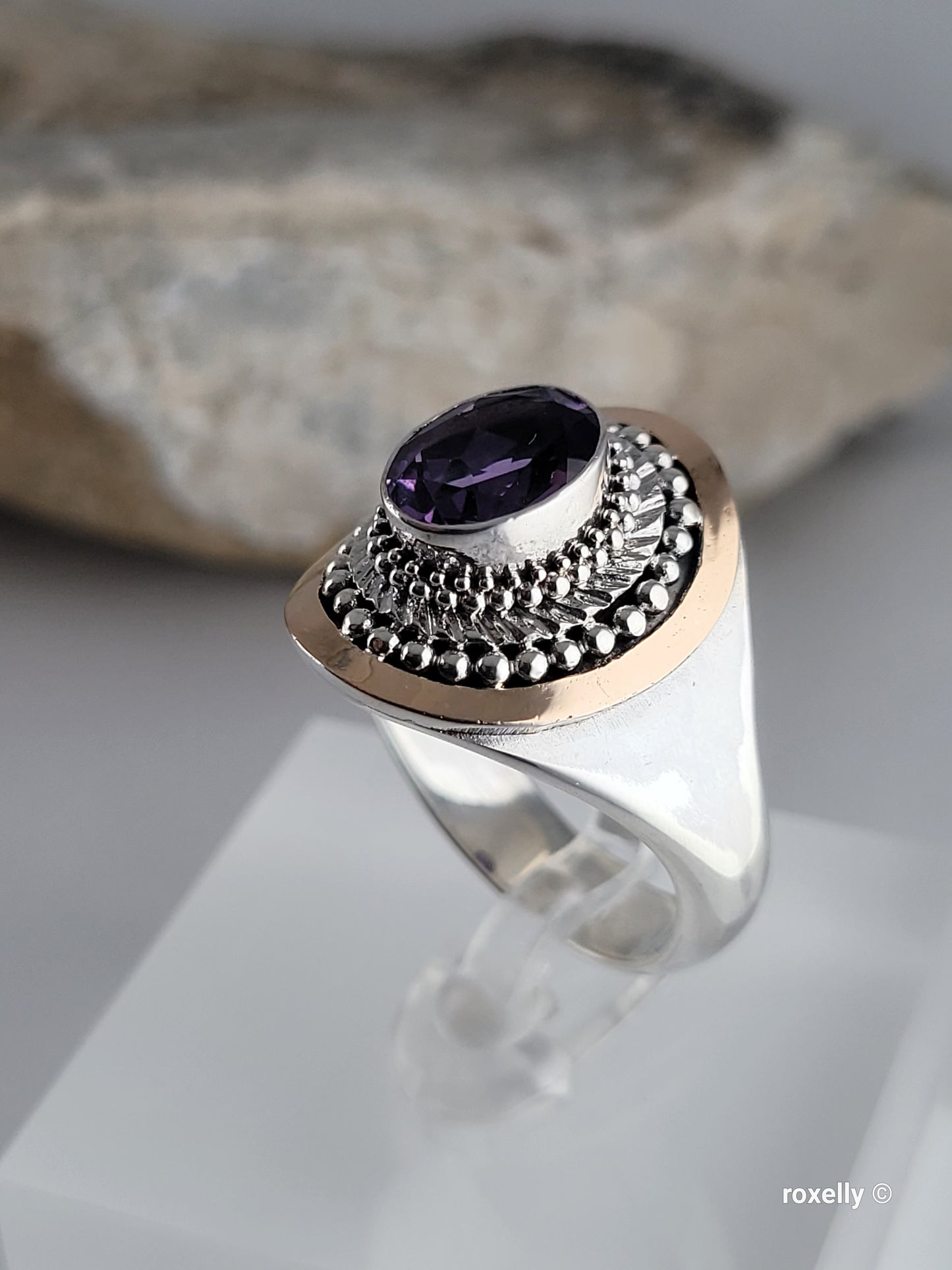 ❤️925 Size 10 Gorgeous Sterling Silver and 18k Solid Yellow Gold Amethyst Ring!