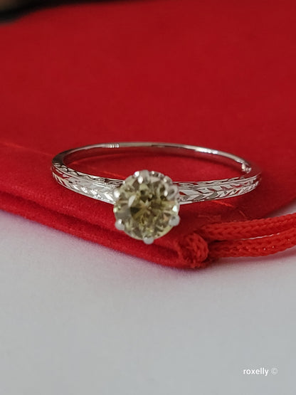 ❤️14k Size 8.25 Beautiful Solid White Gold Topaz Ring!