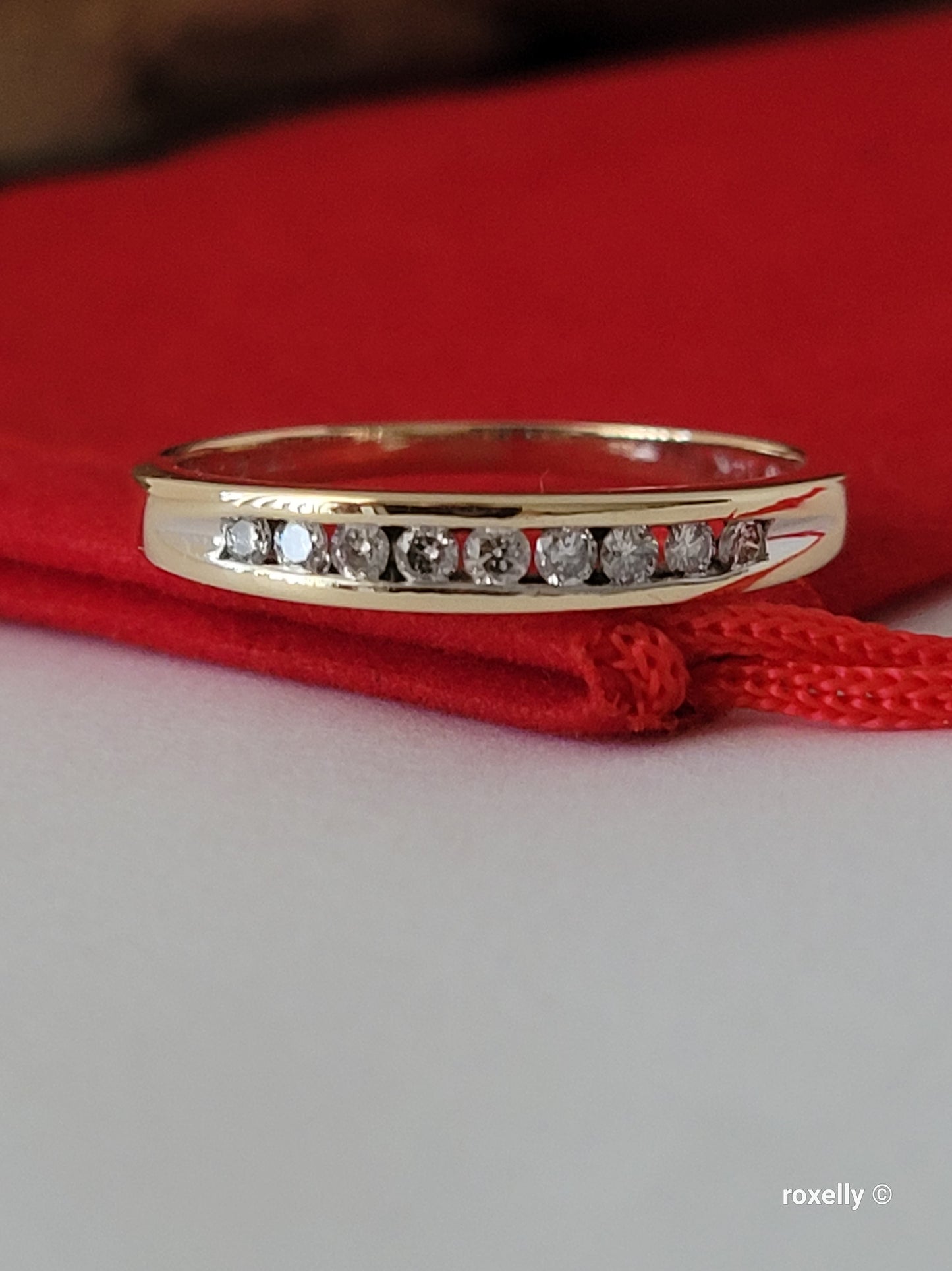 ❤️14k Size 8.5 Lovely Solid Yellow Gold Genuine Diamonds Band Ring!