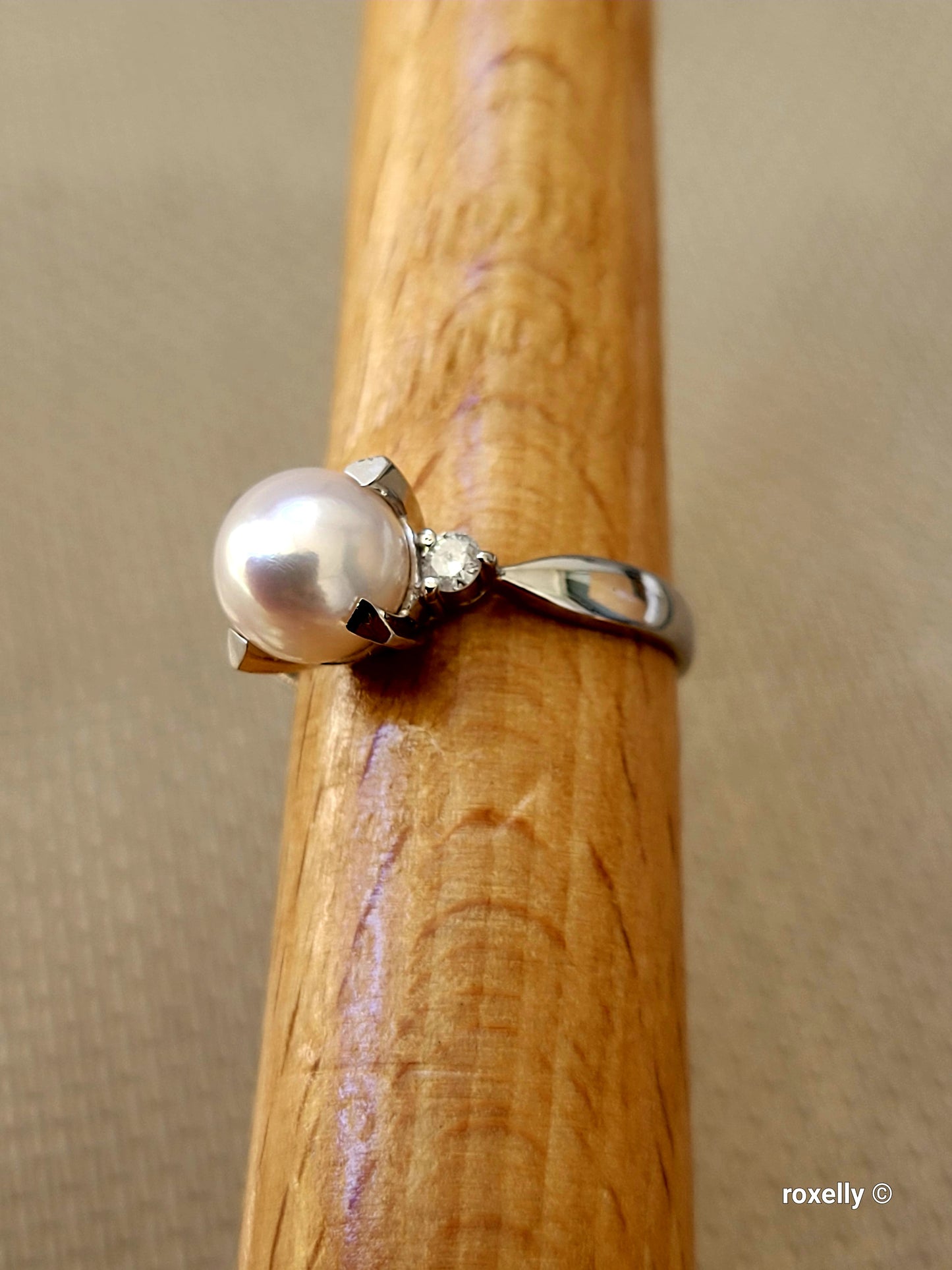 ❤️900 rhodium freshwater Pearl Ring with 0.12 ct Genuine Diamonds - Size 6.5!