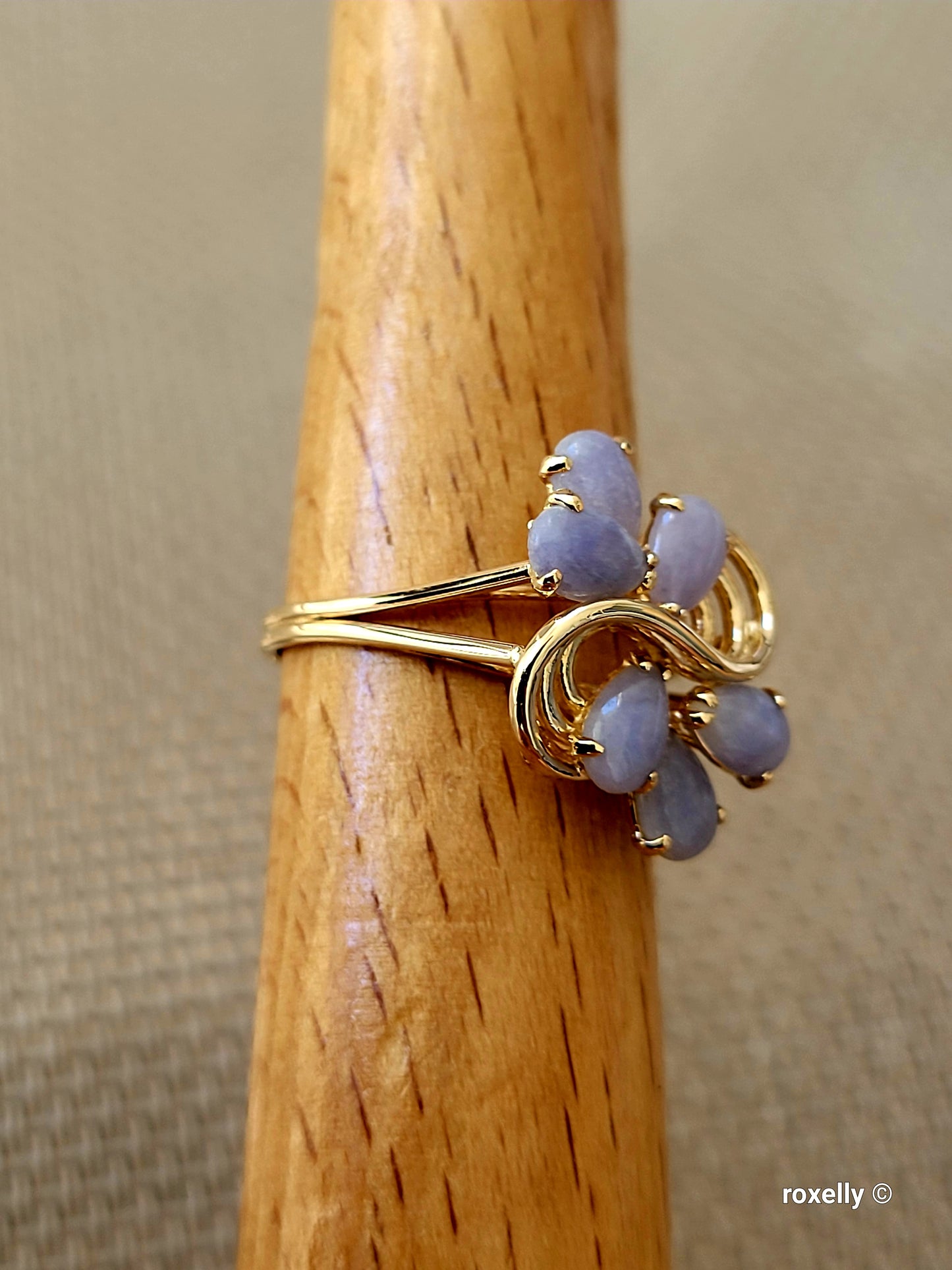 ❤️14k Size 7.25 Precious Solid Yellow Gold Flower-Shaped Lavender Gemstone  Ring!