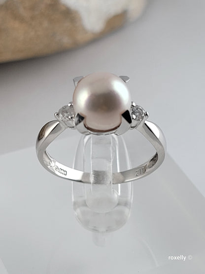 ❤️900 rhodium freshwater Pearl Ring with 0.12 ct Genuine Diamonds - Size 6.5!