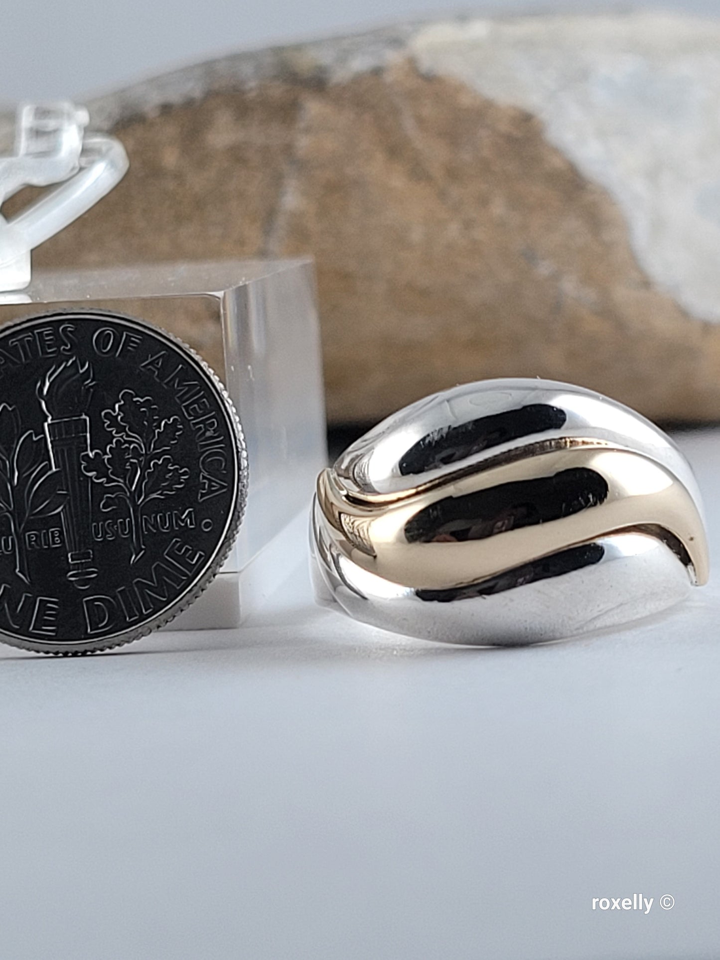 ❤️Size 7.5 Gorgeous 925 Sterling Silver and 14k Solid Yellow Gold Dome Design Ring!