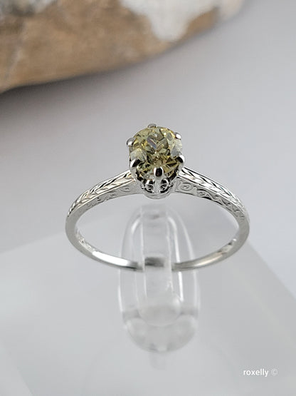 ❤️14k Size 8.25 Beautiful Solid White Gold Topaz Ring!