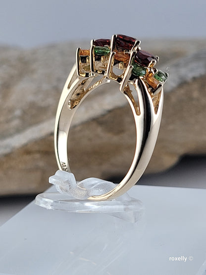❤️14k Size 7.75 Lovely Solid Yellow Gold Multi-Gemstone Cocktail Ring!