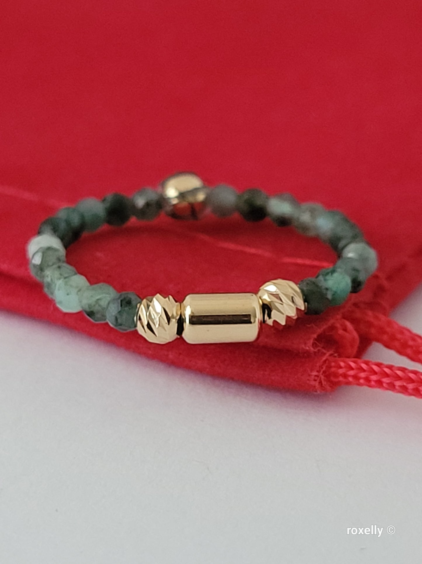 18k Yellow Gold Emerald Sparks Ring Size 6.75 Solid Gold!!