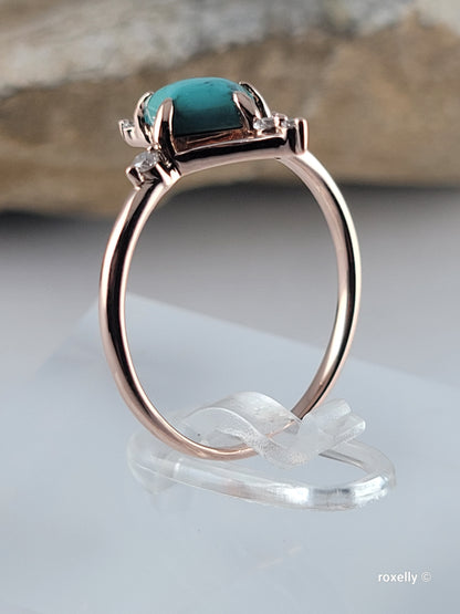 14k Rose Gold Turquoise and Diamonds Ring Size 7.5 Solid Gold!