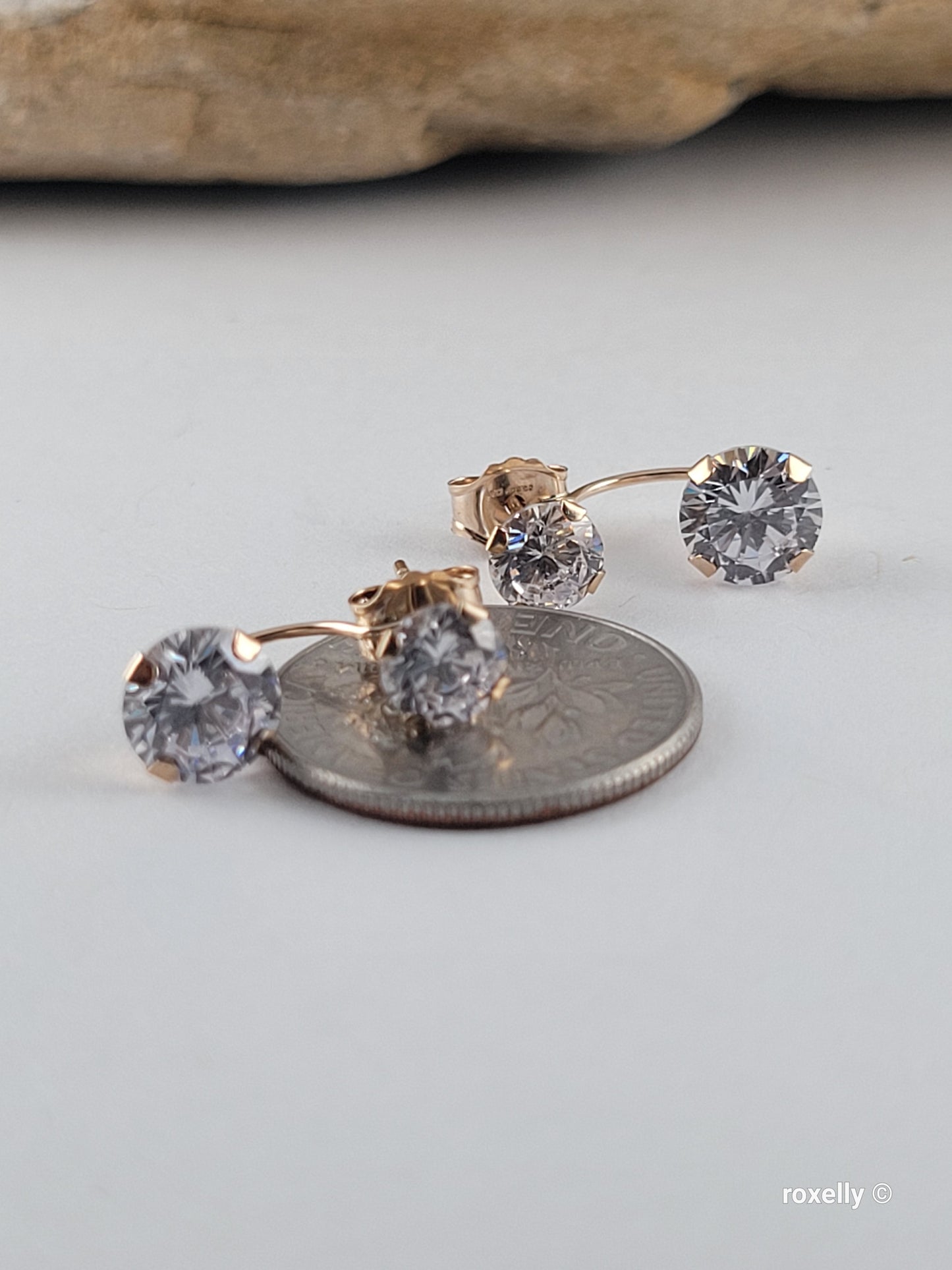 10k Yellow Gold Cubic Zirconia Stud Earrings Solid Gold!