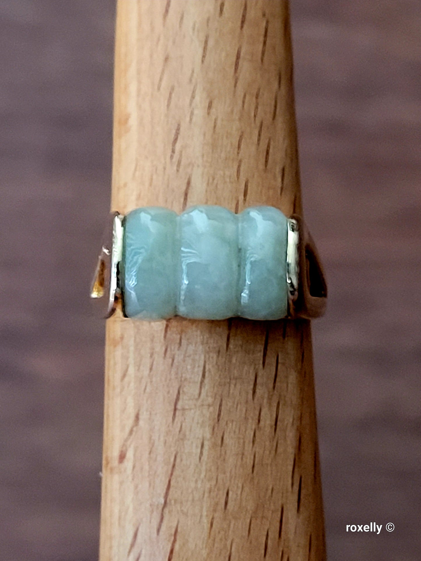 14k Yellow Gold Natural Jade Ring Size 9 Solid Gold!