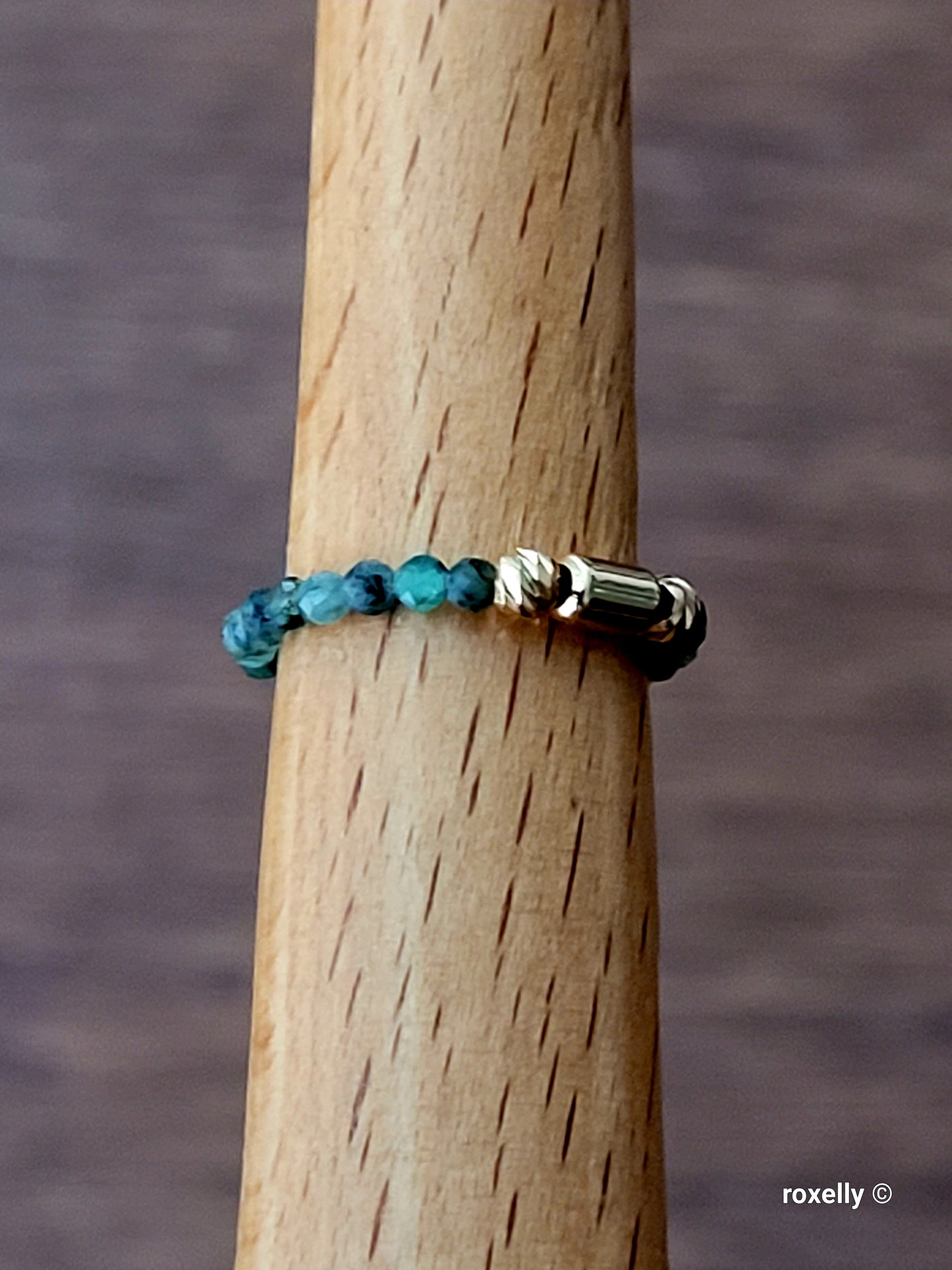 18k Yellow Gold Emerald Sparks Ring Size 6.75 Solid Gold!!