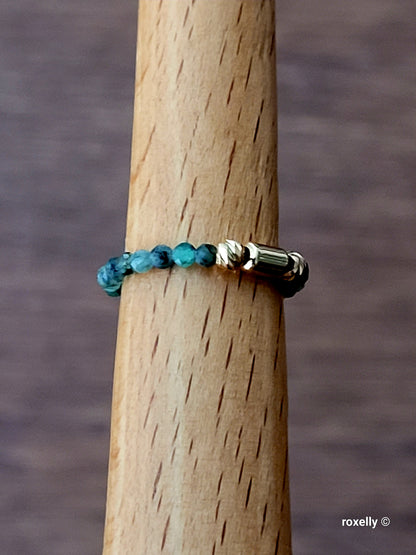 18k Yellow Gold Emerald Sparks Ring Size 6.75 Solid Gold!!