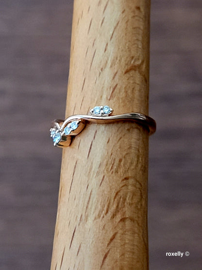 14k Rose Gold Diamonds Ring Size 4 Tiara Solid Gold!