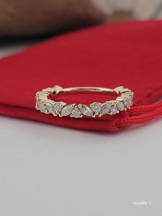 14k Yellow Gold Diamonds Band Ring Size 4.25 Solid Gold