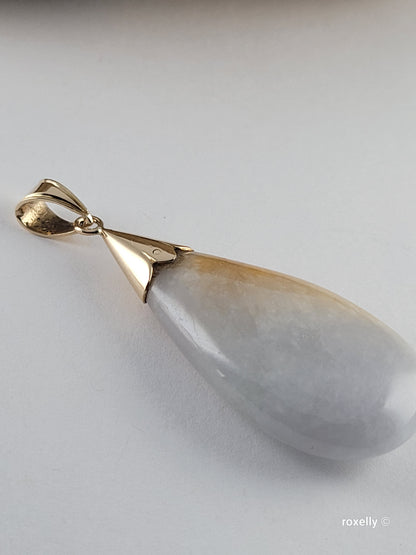 14k Yellow Gold Natural Jade Vintage Pendant Solid Gold/ Dije de Oro Amarillo con 1 Jade Natural! 👌🎁