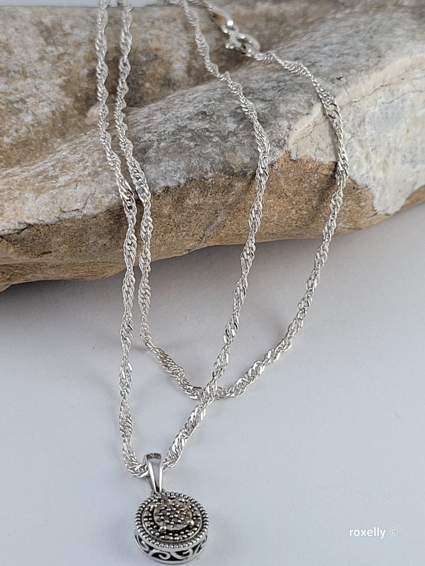 925 Sterling Silver Diamonds Pendant and Necklace Made in Italy