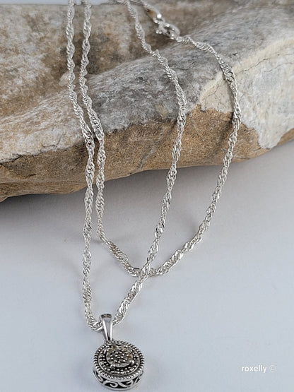 925 Sterling Silver Diamonds Pendant and Necklace Made in Italy