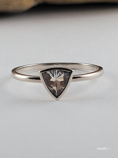 10K White Gold Cubic Zirconia Gemstone Ring Size 9.25 Solid Gold