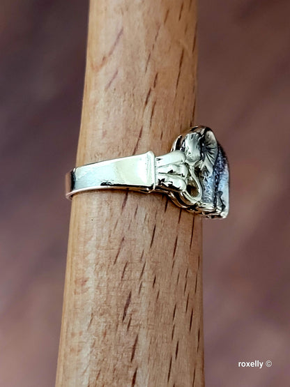 14k Two-Tones Gold Elephant-Shaped Vintage Ring Size 6.75 Solid Gold
