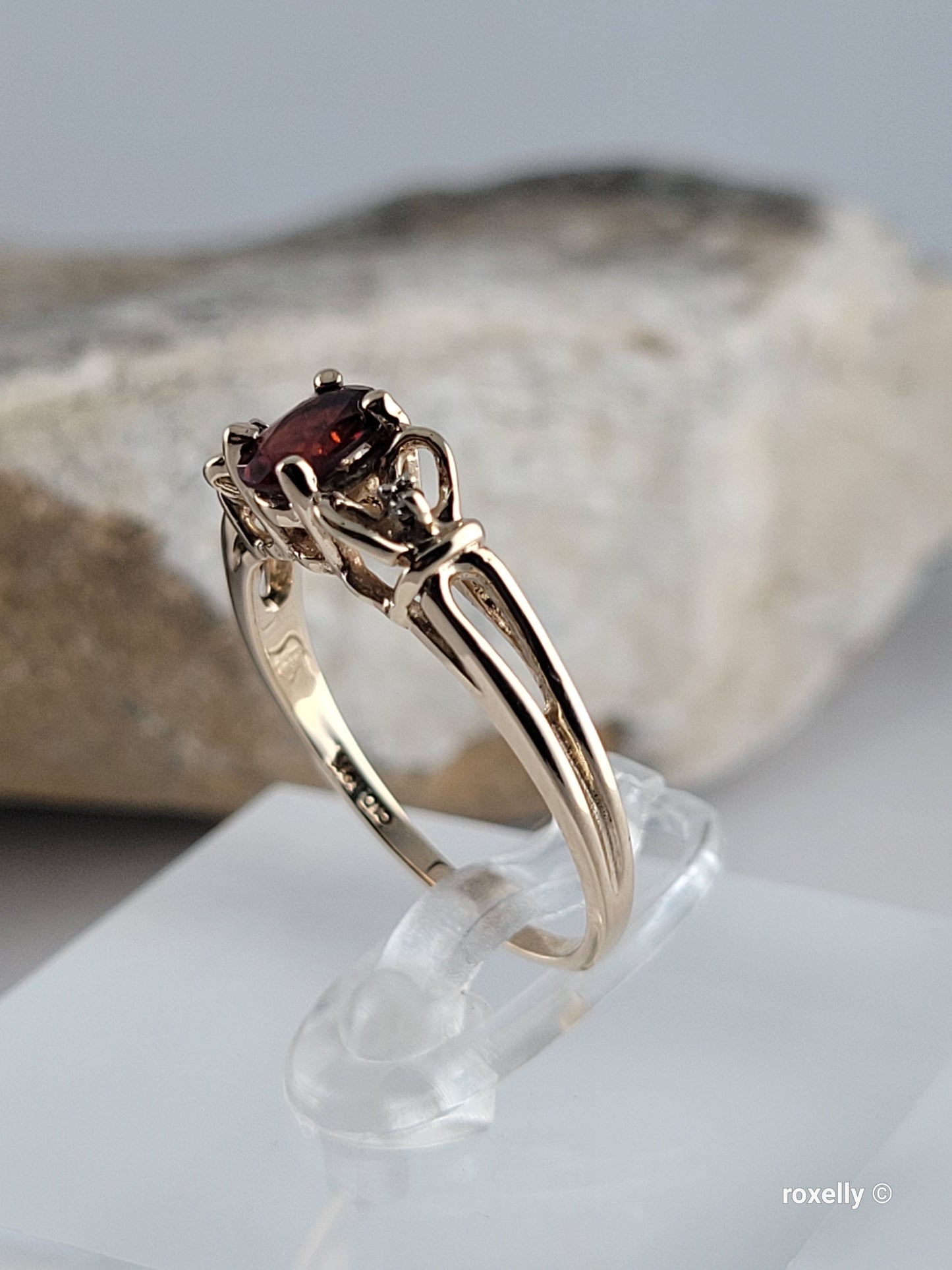 10K Yellow Gold Citrine Madeira and Diamonds Ring Size 7 Solid Gold