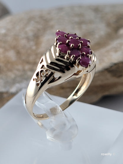 10K Yellow Gold Rubies Cocktail Ring Size 6.75 Solid Gold