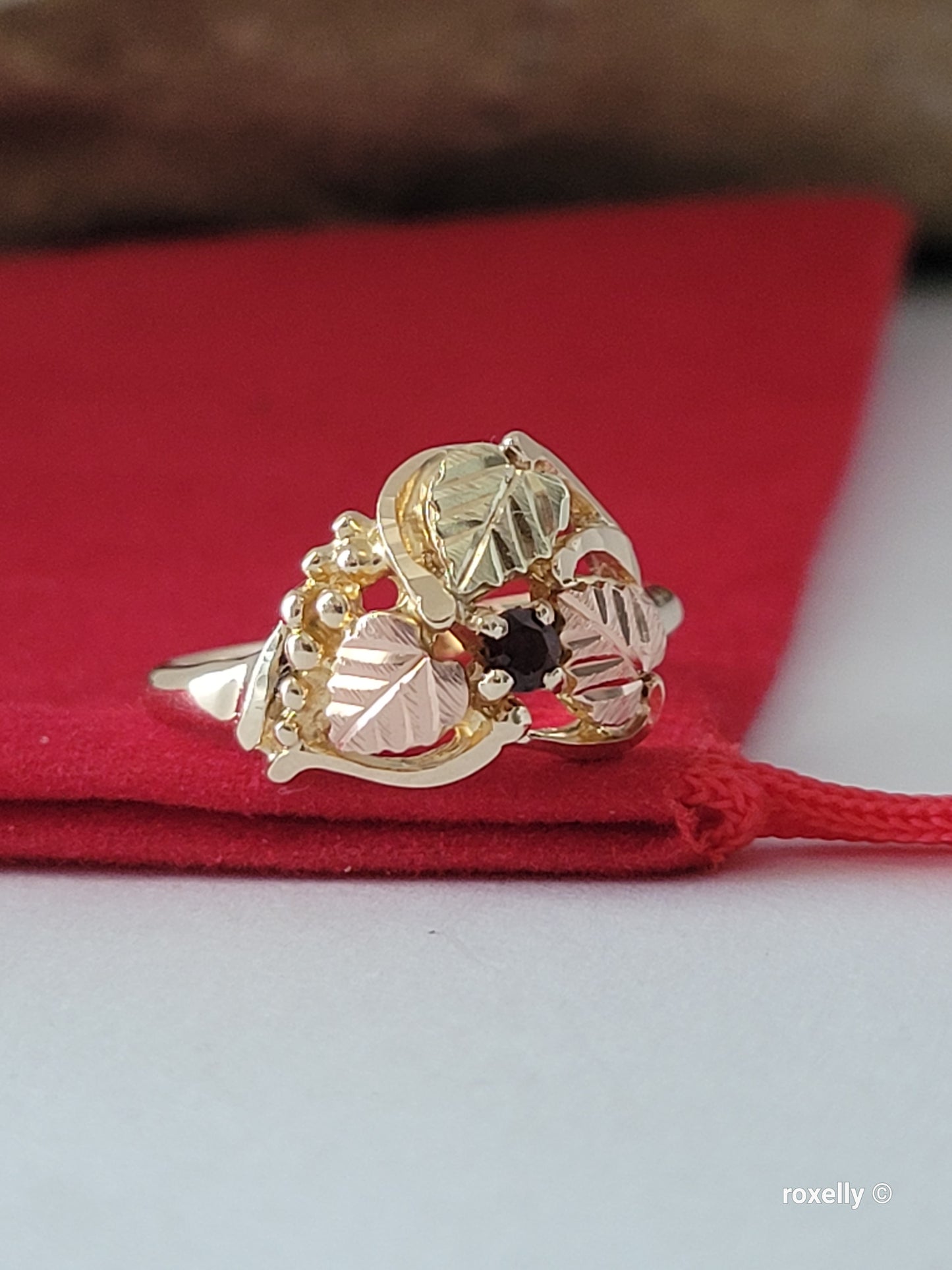 10K Rose and Yellow Gold Garnet and Leaves Black Hills Ring Size 6.5 Solid Gold