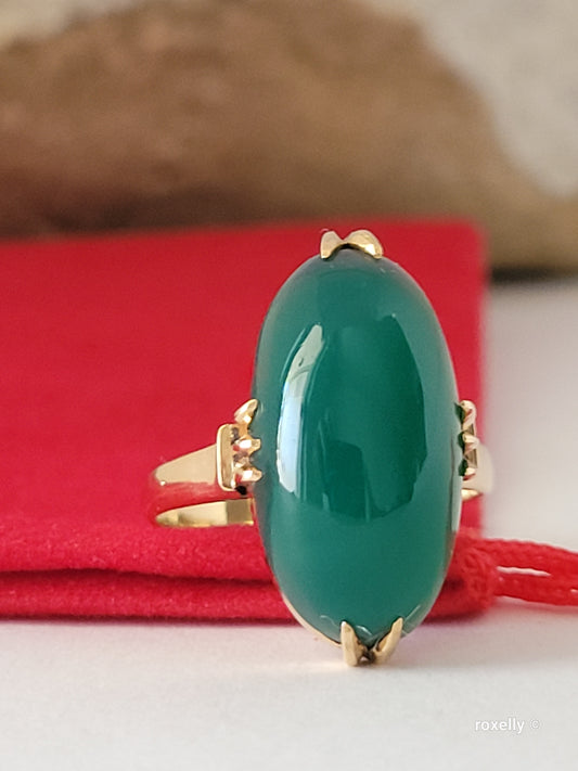 18K Yellow Gold Natural Jade Cocktail Ring Size 6 Solid Gold
