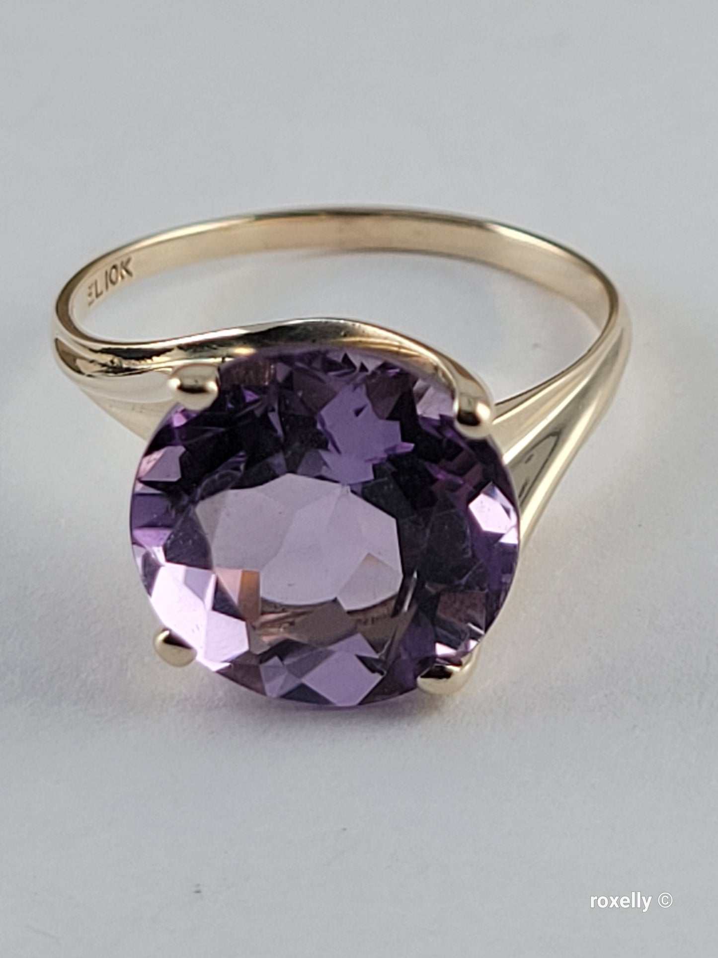 10K Yellow Gold Amethyst Gemstone Ring 8 Solid Gold