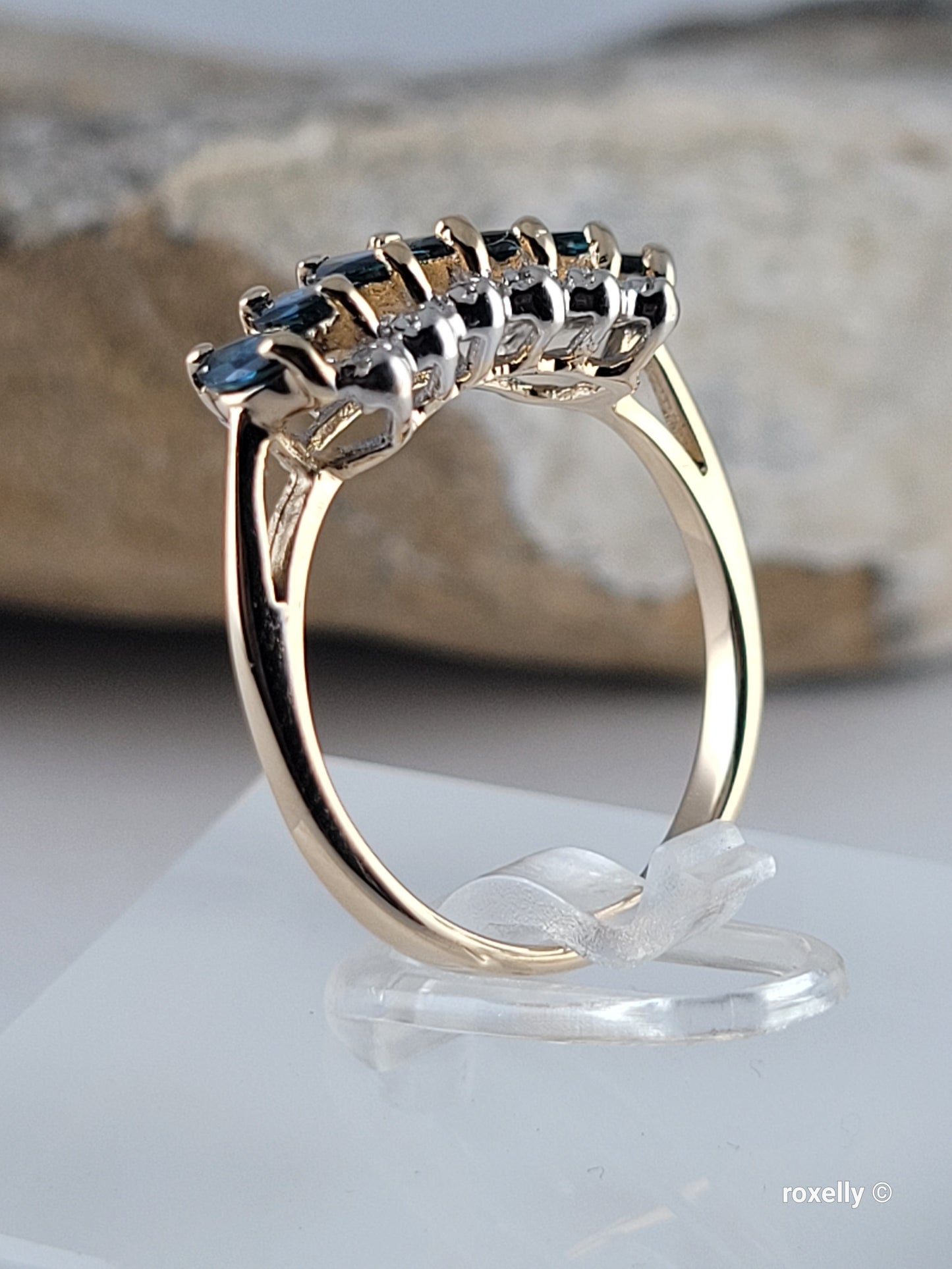 14K Yellow Gold Sapphires and Diamonds Ring Size 7 Solid Gold