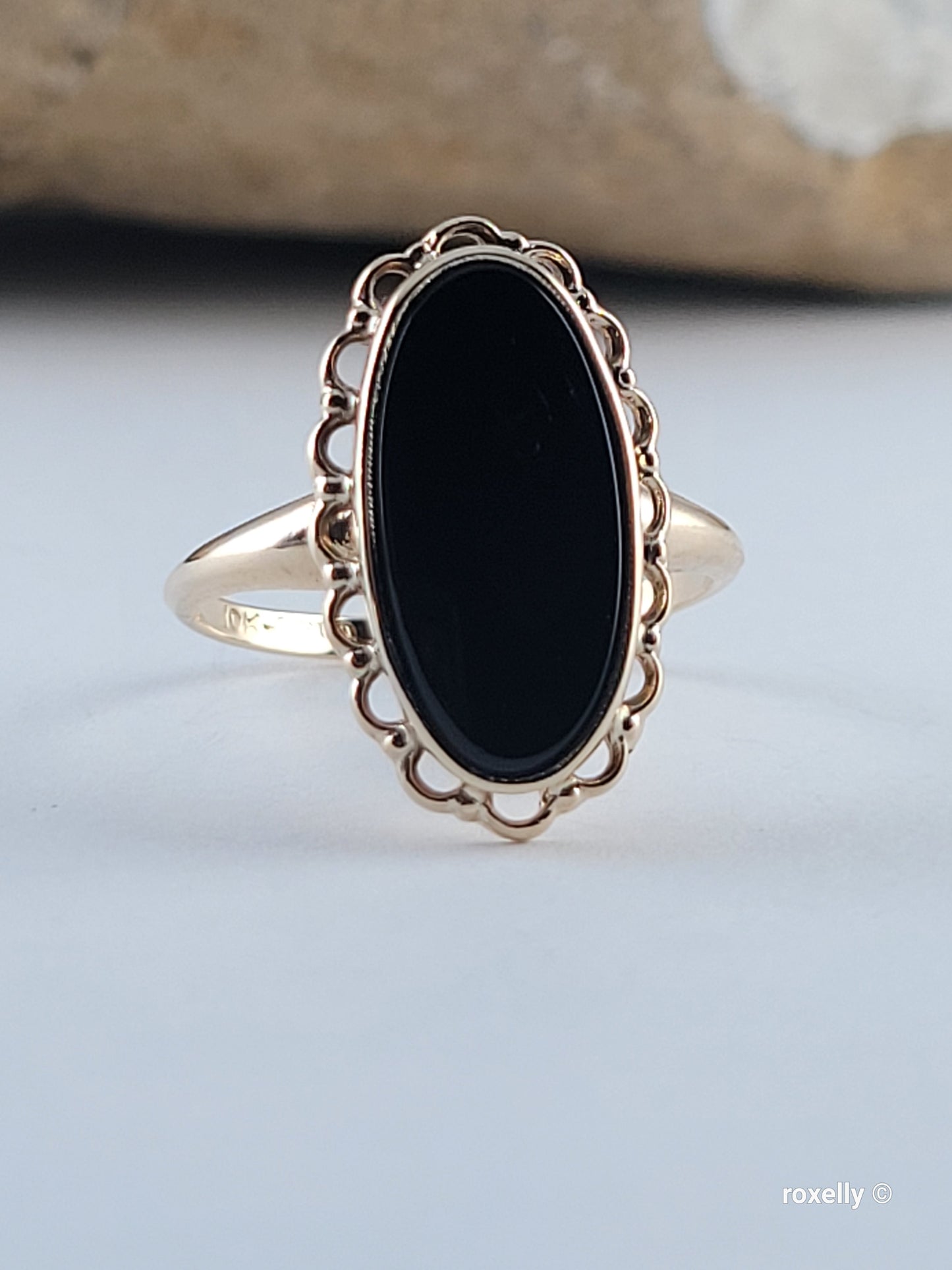 10K Yellow Gold Onyx Cocktail Design Ring Size 6.25 Solid Gold