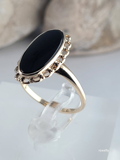 10K Yellow Gold Onyx Cocktail Design Ring Size 6.25 Solid Gold