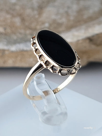 10K Yellow Gold Onyx Cocktail Design Ring Size 6.25 Solid Gold