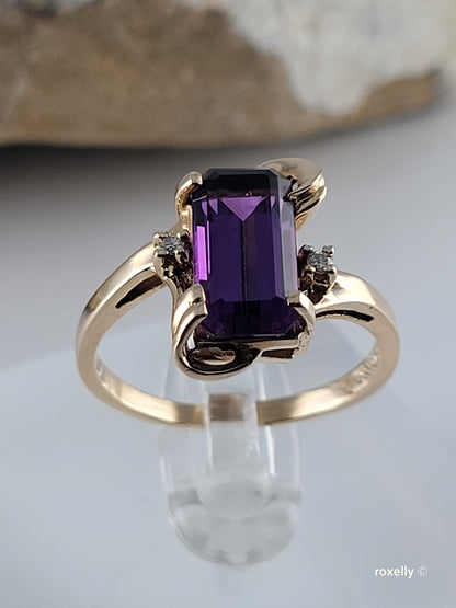 14K Yellow Gold Amethyst and Diamonds Ring Size 8 Solid Gold