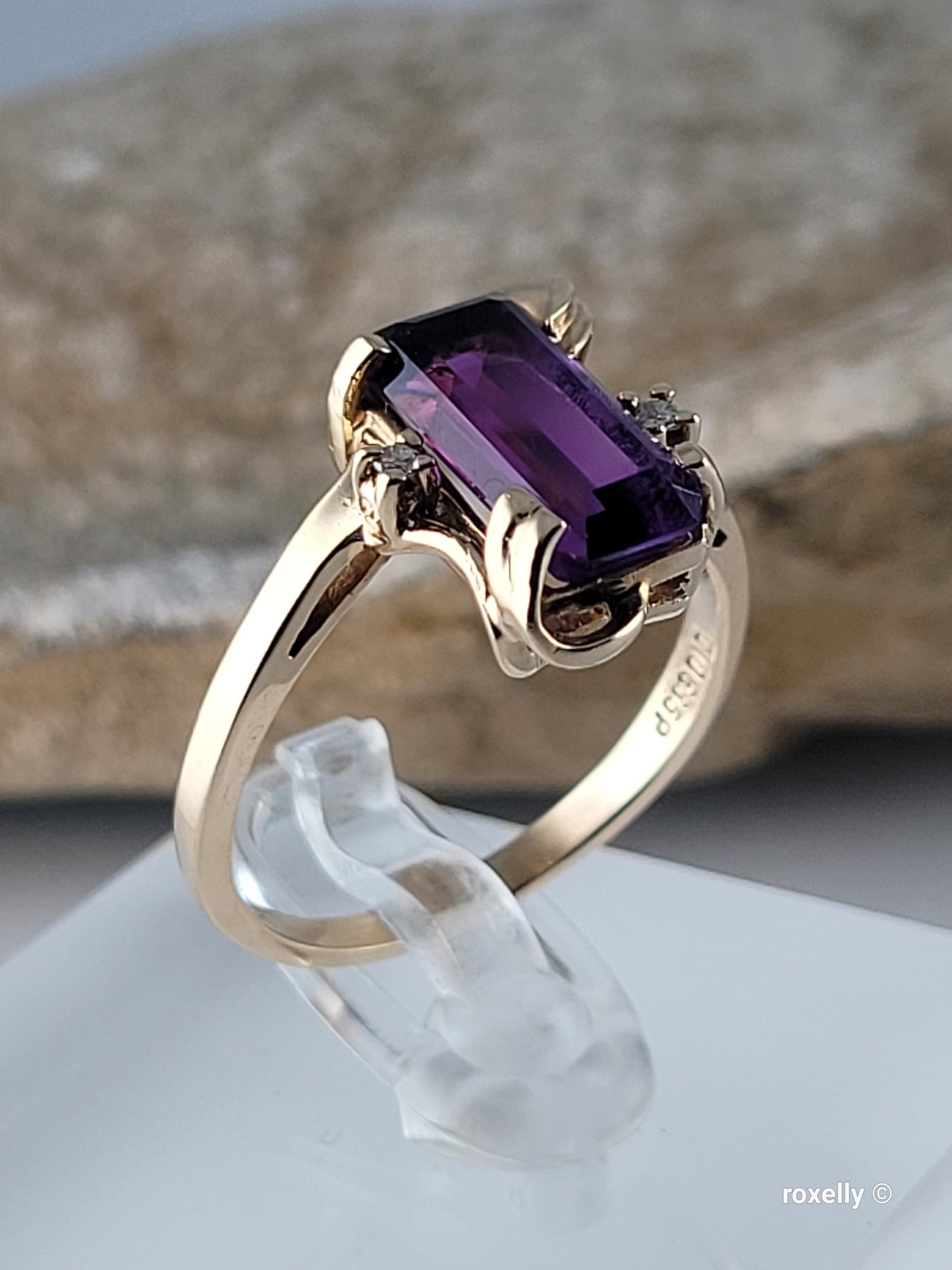 14K Yellow Gold Amethyst and Diamonds Ring Size 8 Solid Gold