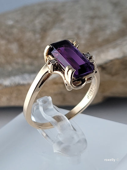 14K Yellow Gold Amethyst and Diamonds Ring Size 8 Solid Gold