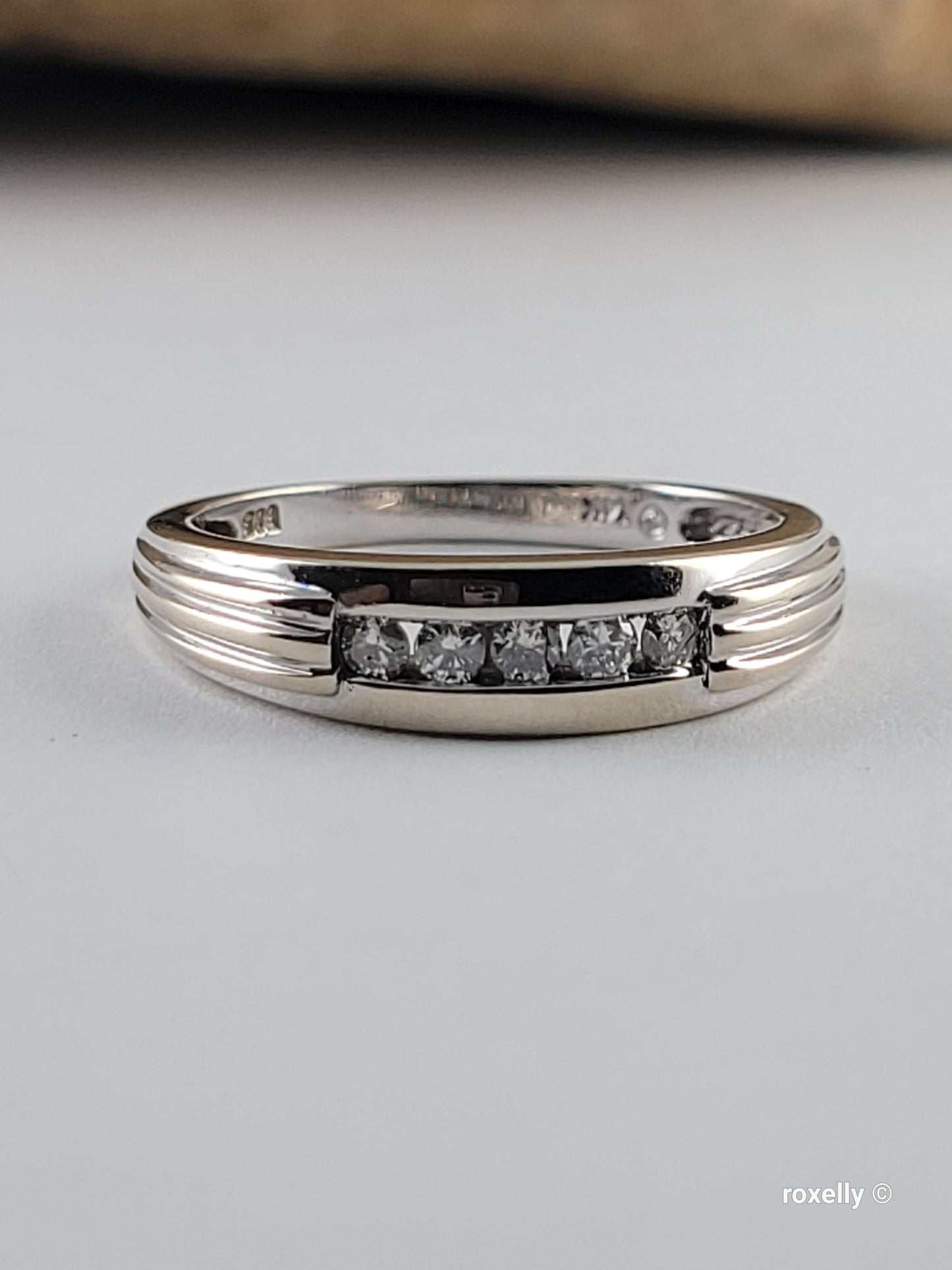 14K White Gold Diamonds Band Ring Size 7 Solid Gold