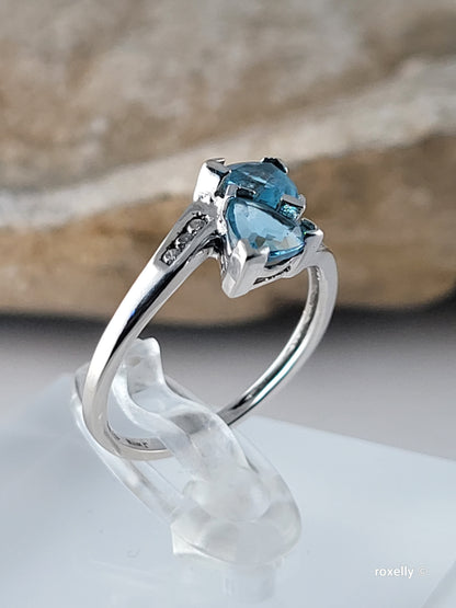 10K White Gold Blue Topaz and Diamond Ring Size 5.25 Solid Gold