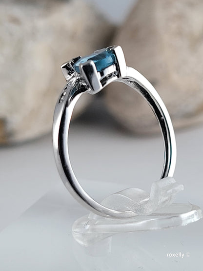 10K White Gold Blue Topaz and Diamond Ring Size 5.25 Solid Gold