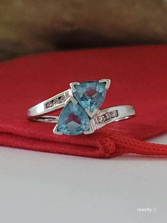 10K White Gold Blue Topaz and Diamond Ring Size 5.25 Solid Gold