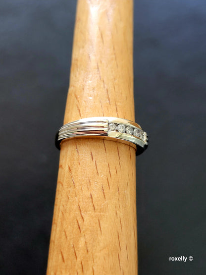 14K White Gold Diamonds Band Ring Size 7 Solid Gold