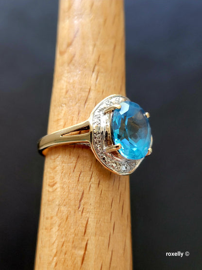 ❤️10K Yellow and White Gold Blue Topaz Ring Size 7 Solid Gold